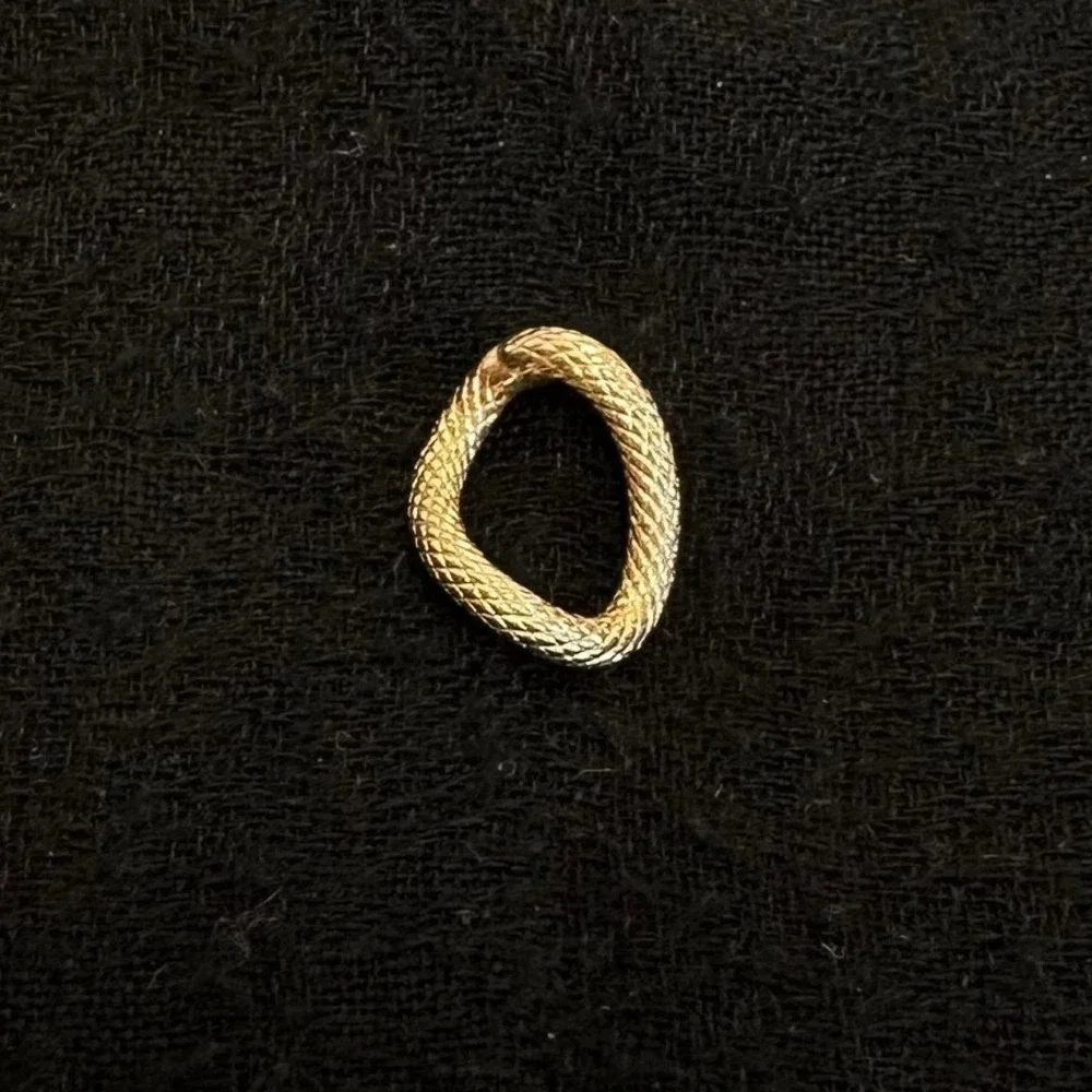 Tie Tack Mens Gold Tone Textured Oval Ring T-Bar Safety Chain‎